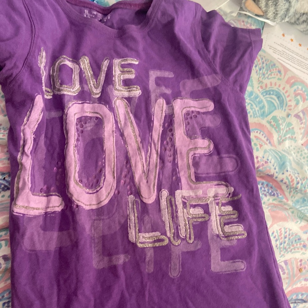 Love like t-shirt